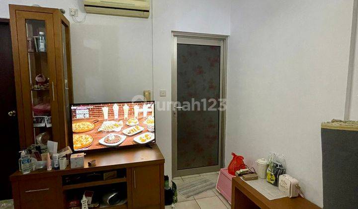 Murah Apartemen Mediterania Garden Residences 1, 2BR (40 m²) Semi Furnished, Tower A, Middle Floor, 640 Juta, Tanjung Duren, Jakarta Barat 1