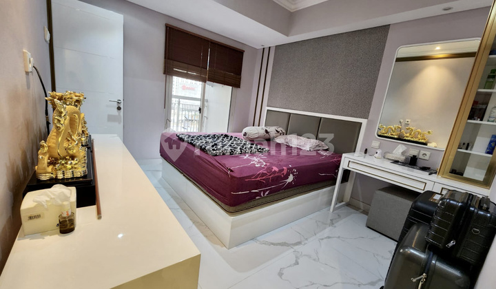 Cheap & Luxurious Royal Mediterania Garden Residences Apartment Full Furnished Luxury - 2Br+1 (53.5 m²) Low Floor View Tribecca, 2M, Tanjung Duren, West Jakarta