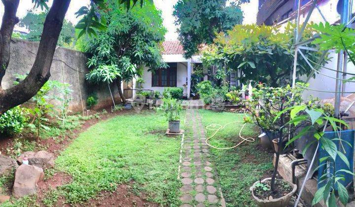 Dijual Rumah 2 Lantai Di Tanjung Duren Timur - 5BR+2 (T/B 1045 m² / 875 m²) Shgb, 18m, Tanjung Duren, Jakarta Barat 2