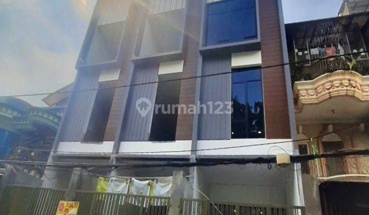 Dijual Rumah Model Ruko 4.5 Lantai Di Kavling Polri - Uk 4.5x20, Shm, 4.5m, Jelambar, Jakarta Barat 1