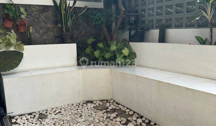 Rumah minimalis 3 lantai full furnish komplek Adipura Gedebage Bandung 2