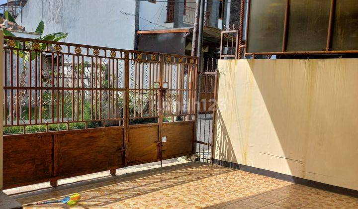 Umah Minimalis 2 Lantai Suryalaya Buahbatu Bandung 9