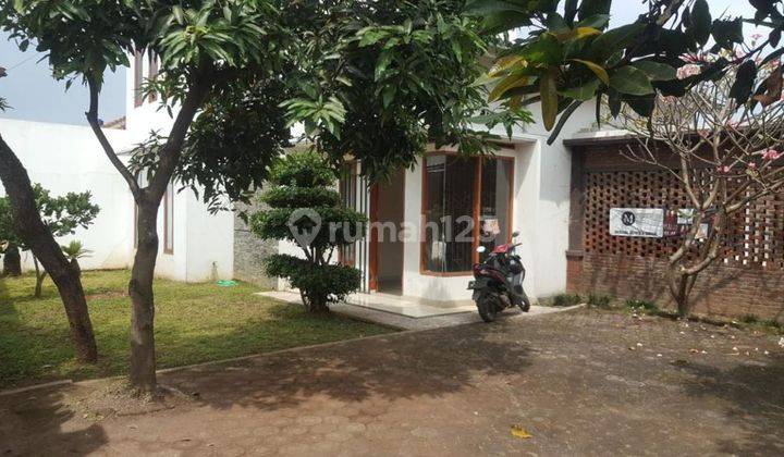 Rumah Bagus 2 Lantai Halaman Luas Dlm Komplek di Cibiru 1
