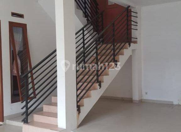 Rumah Bagus 2 Lantai Halaman Luas Dlm Komplek di Cibiru 5