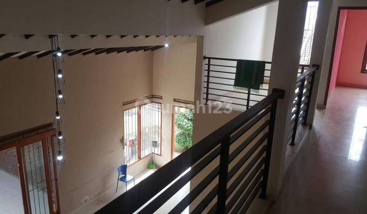 Rumah Bagus 2 Lantai Halaman Luas Dlm Komplek di Cibiru 8