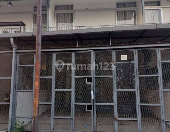 Rumah 2 LT untuk kantor dekat ke karawitan Turangga 1