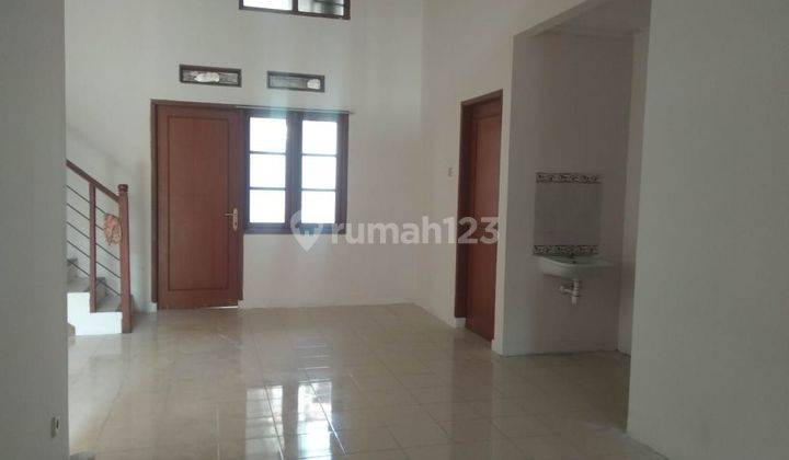 Rumah 1.5 Lt Siap Pakai Dlm Cluster Pinus Regency Soekarno Hatta 2