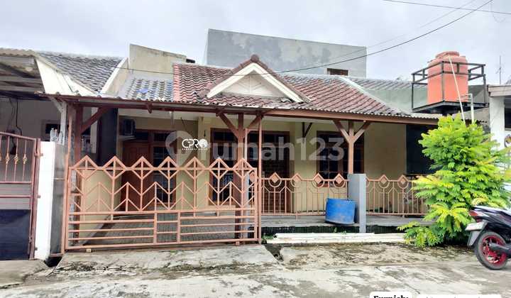 3 Bedroom House with Bonus AC in Harapan Indah (13721 Er) 1