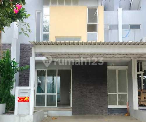 2-Story House in Harapan Indah 2 Ready to Occupy (12612 ER) 2-Story House in Harapan Indah 2 Ready to Occupy (12612 ER)