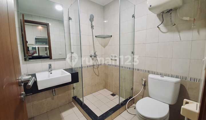 Rent Sahid Sudirman Apartment With 1 Bedroom, Furnished 2