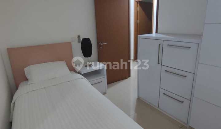 Rent Sahid Sudirman Apartment With 3 Bedrooms And Fully Furnished 2