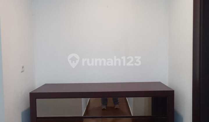 Rent Pakubuwono View Apartjment With 3 Bedrooms, Furnished 2