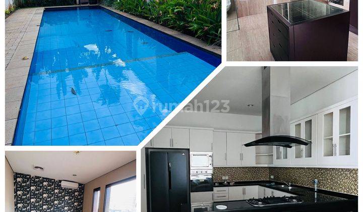 Rent Townhouse in Cluster at Cilandak with 4 bedrooms, furnished 1