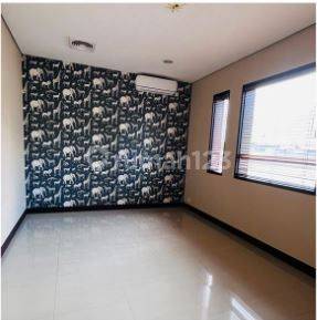 Rent Townhouse in Cluster at Cilandak with 4 bedrooms, furnished 2