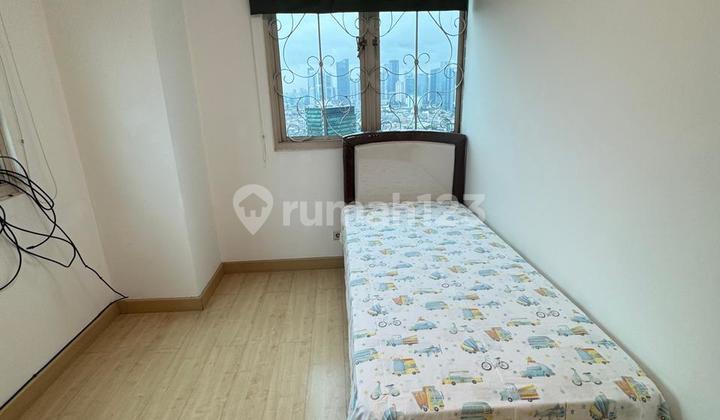 Rent Apartment Puri Imperium Kuningan With 3 Bedrooms And Full Furnished 2