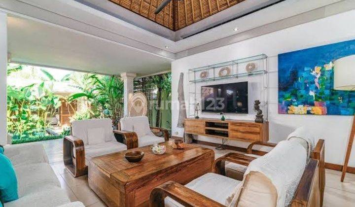 Stunning Villa With  4bedrooms Near Seminyak 1