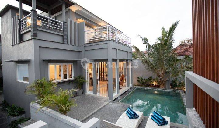 Modern Style 4 bedroom villa strategically located in Ungasan 1