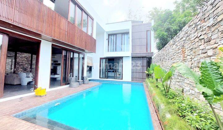 LUXURY VILLA ONE GATE SYSTEM WALKING DISTANCE TO SANUR BEACH 1