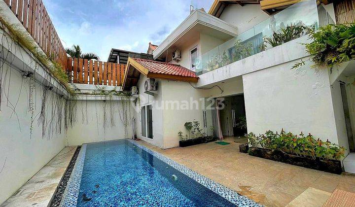 Villa 3bedroom premium Location Central Seminyak 1