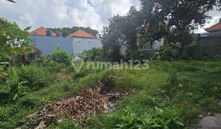 Land For Sale 25 years next to Nirmala Supermarket Ungasan Land For Sale 25 years next to Nirmala Supermarket Ungasan