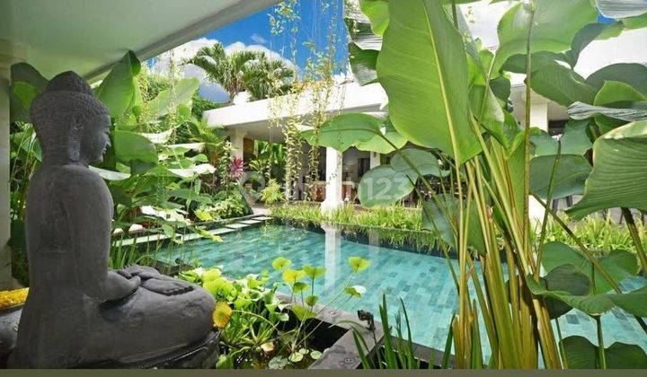 Beautiful Villa With 4bedrooms  For Lease Near Seminyak 1