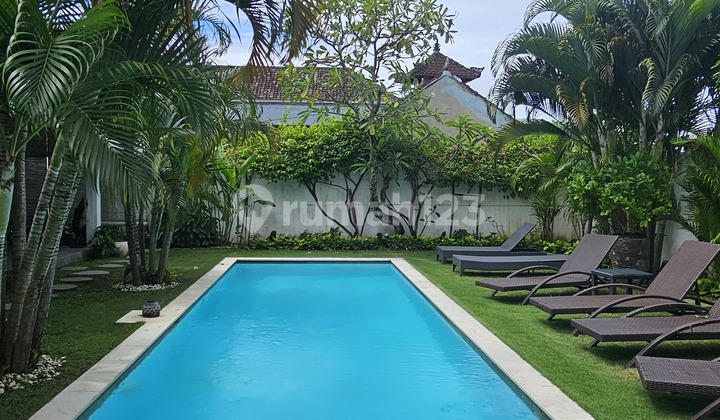 Over Lease Villa 3 Bedrooms At Petitenget