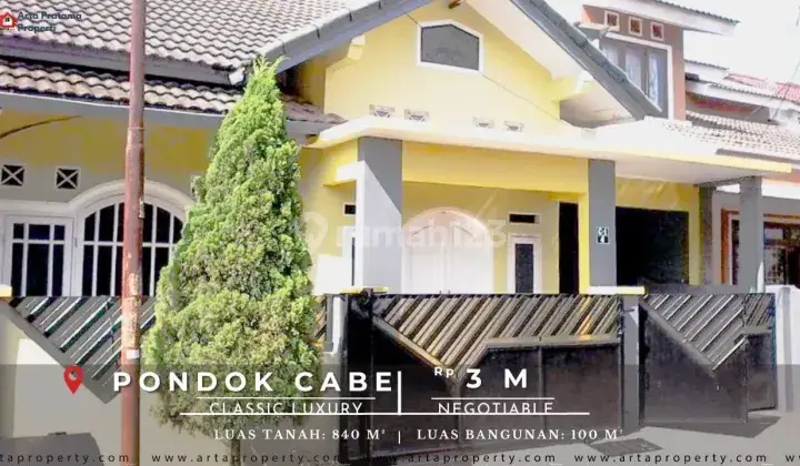 Rumah dengan halan luas, terdiri dari 2 bangunan   2