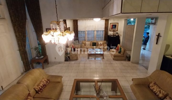 Villa cineremas, lingkubgan Elit, tenang, nyaman 2