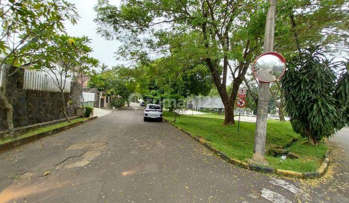 Dijual Di Blok A Cinere , Hal Luas.  Asri,depan Taman 2