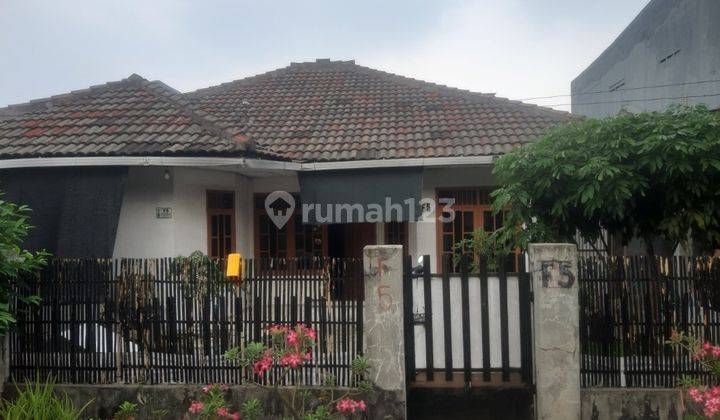 Rumah Bagus Unfurnished SHM di Margahayu, Bekasi 1