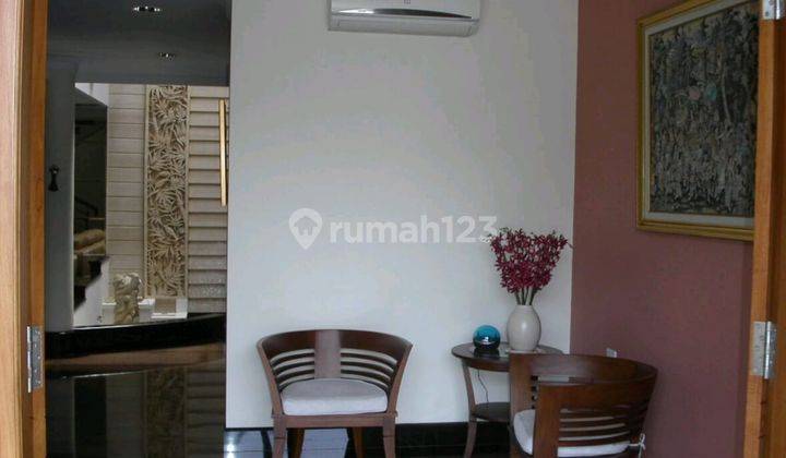 Rumah Mewah Sunrise Garden Jakarta Barat 2