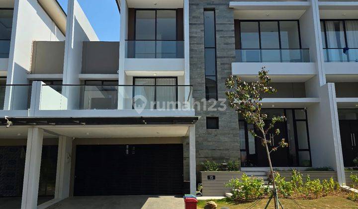 Rumah Minimalis Cluster Mewah Pik 2 1