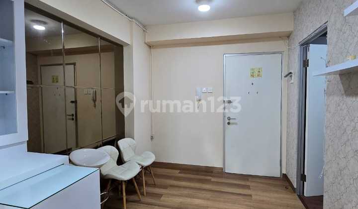 apt greenbay 2 bedroom furnished & renovated cheap price 2
