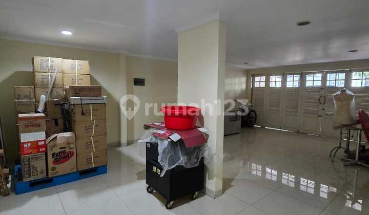 RUMAH BGM PIK SUDAH RENOV  2