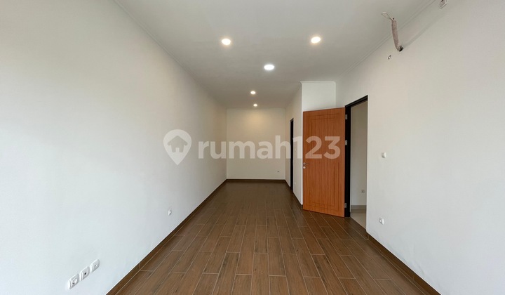 RUMAH BAGUS MINIMALISBARU DI MUARA KARANG UK 8x15 2