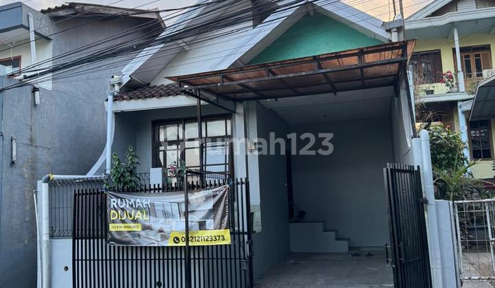 Rumah Dijual di Dekat Vila Dago Pingir Jalan Rumah Dijual di Dekat Vila Dago Pingir Jalan