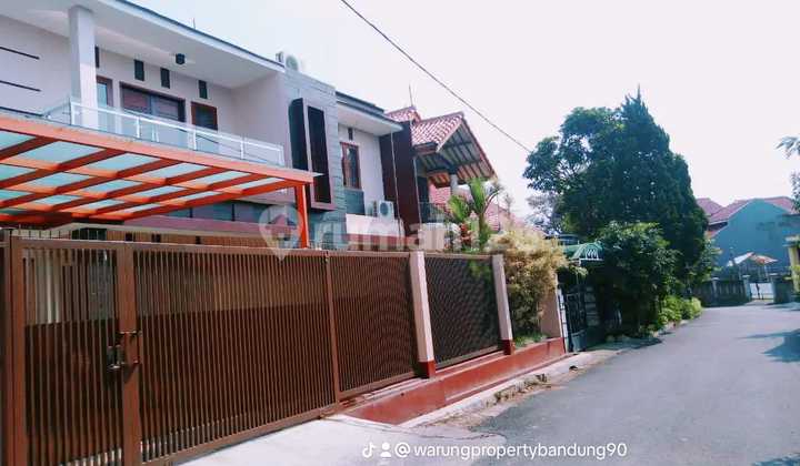 Dijual Rumah Bagus 3 Lantai Di Pasteur Pusat Kota Dijual Rumah Bagus 3 Lantai Di Pasteur Pusat Kota