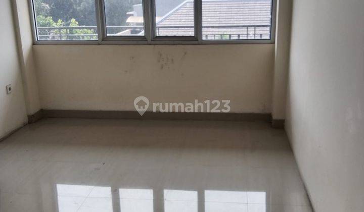 Super Sale Rumah Usaha di Gading Serpong Bisa Untuk Kost Kostan. 2