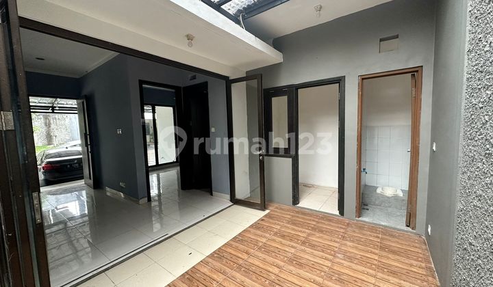 Di Jual Rumah 2lantai Siap Huni di Viola Residence Graha Raya Bsd