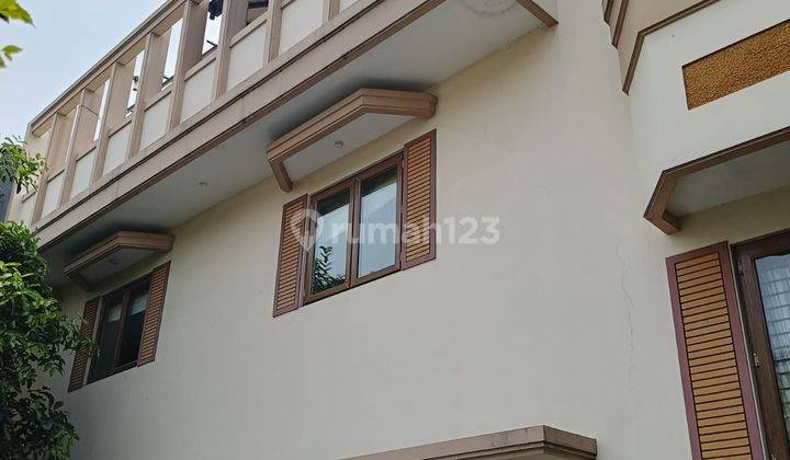 Di Jual Rumah Fully Furnish di Phg Cluster Saphire Gading Serpong 1