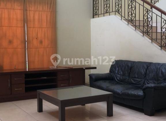 Nice 2-Story House with SHM in Victoria River Park BSD, Tangerang Nice 2-Story House with SHM in Victoria River Park BSD, Tangerang