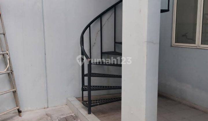 Disewakan Rumah Rapi Siap Pakai di Chiara Suvarna Sutera Tangerang 2