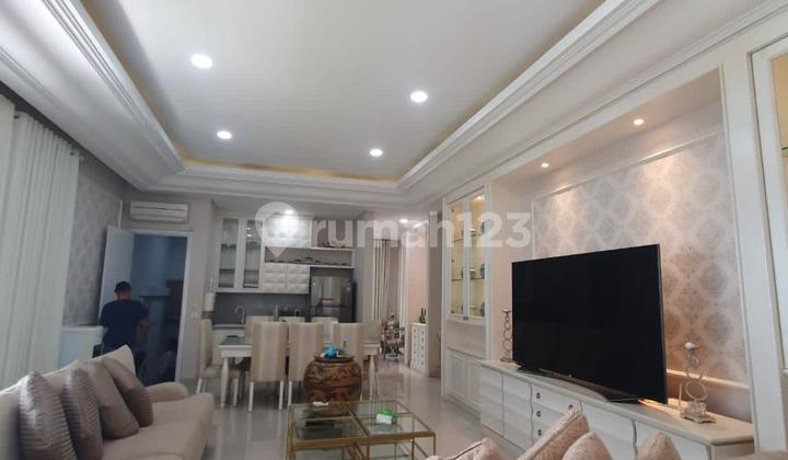 Ready-to-Occupy House in De Maja, De Park BSD, Luxurious and Neat, Fully Furnished, with Private Pool