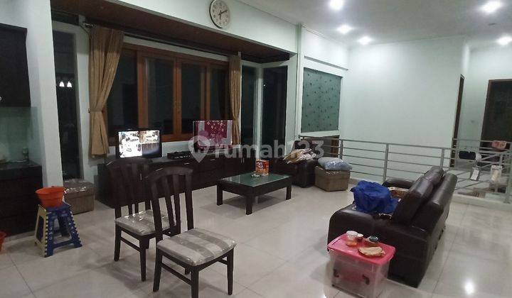 Dijual Cepat Rumah/Ruang Usaha di Cihampelas Bandung 2