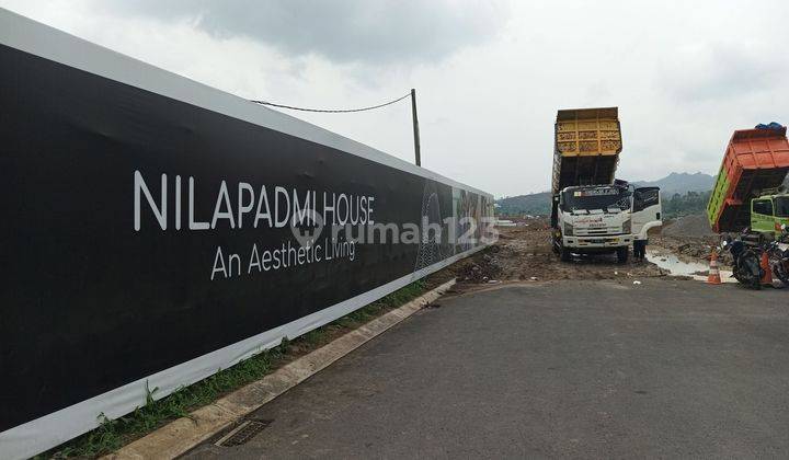 Tanah Kavling Siap Bangun View Danau di Tatar Nilapadmi KBP 2