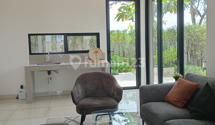 Rumah Emory Parkland Podomoro Karawang 2