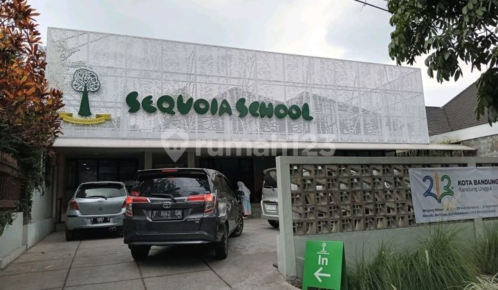 Rumah Strategis Sayap Riau Bandung 1