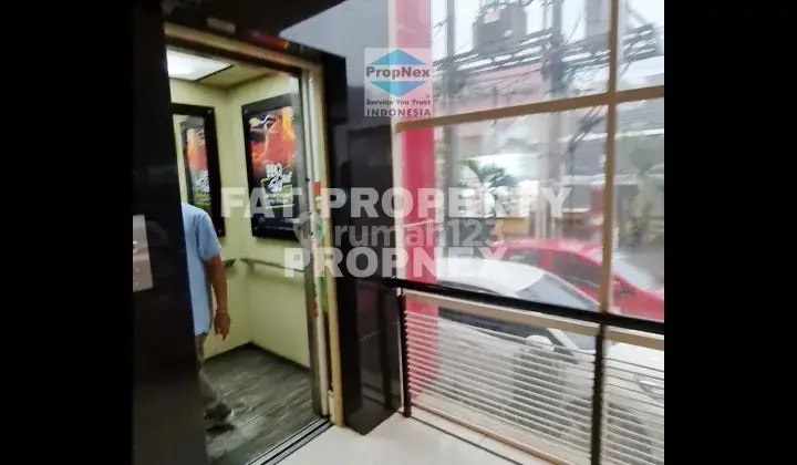 Dijual Hotel Bintang 3 di Pusat Kota Yogyakarta di Jl.sosrowijayan,yogyakarta. 1