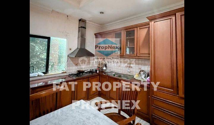 Dijual Ruko Gandeng Hoek di Tomang. 8