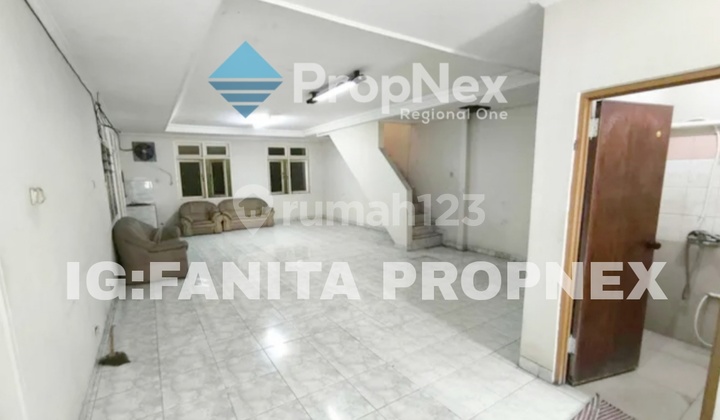 CHEAP! House for sale in Puri Media, West Jakarta. 2